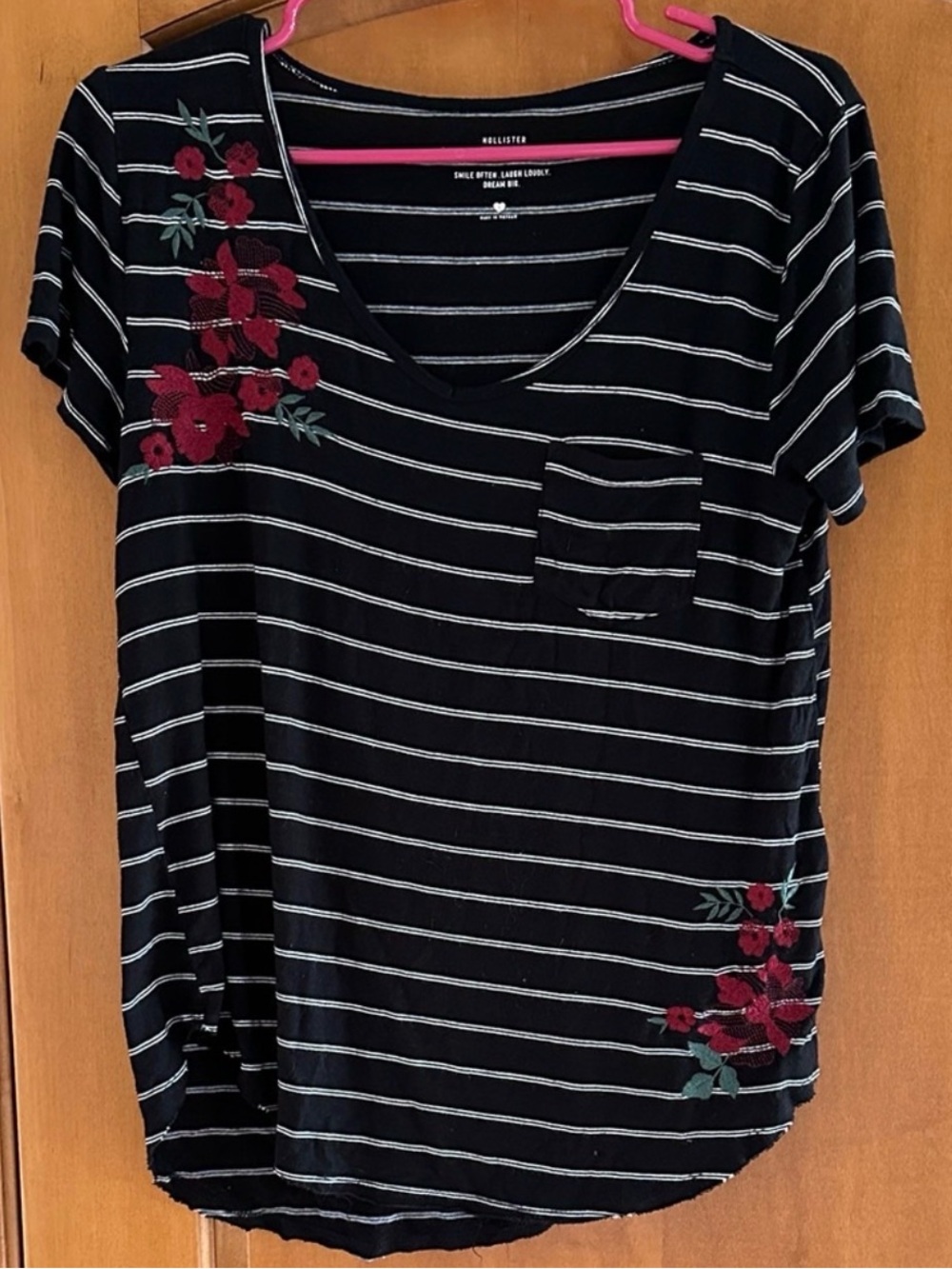 Hollister Must Have Collection Striped Tee Red Floral Embroidery Top Size Medium
